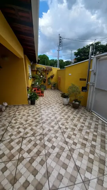 Casa com 3 quartos à venda, 283m2 em Jardim Centenário, Pocos De Caldas - MG - imagem 8 Foto 8 de Casa com 3 quartos à venda, 283m2 em Jardim Centenário, Pocos De Caldas - MG