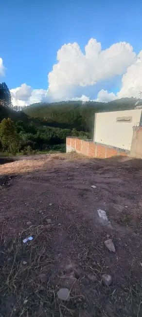 Terreno / Lote à venda, 275m2 em Loteamento Residencial Tiradentes, Pocos De Caldas - MG - imagem 3 Foto 3 de Terreno / Lote à venda, 275m2 em Loteamento Residencial Tiradentes, Pocos De Caldas - MG