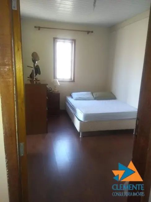 Casa com 6 quartos à venda, 250m2 em Santa Efigênia, Belo Horizonte - MG - imagem 9 Foto 9 de Casa com 6 quartos à venda, 250m2 em Santa Efigênia, Belo Horizonte - MG