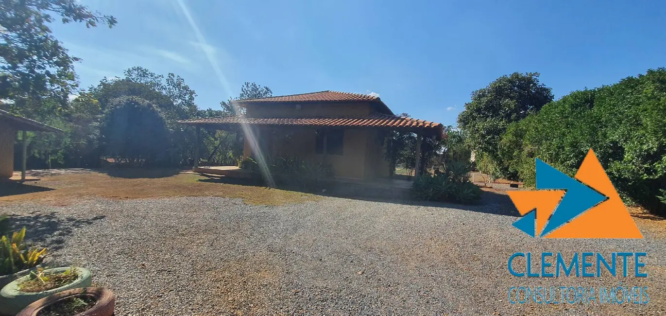 Casa de Condomínio com 2 quartos à venda, 120m2 em Jaboticatubas - MG - imagem 3 Foto 3 de Casa de Condomínio com 2 quartos à venda, 120m2 em Jaboticatubas - MG