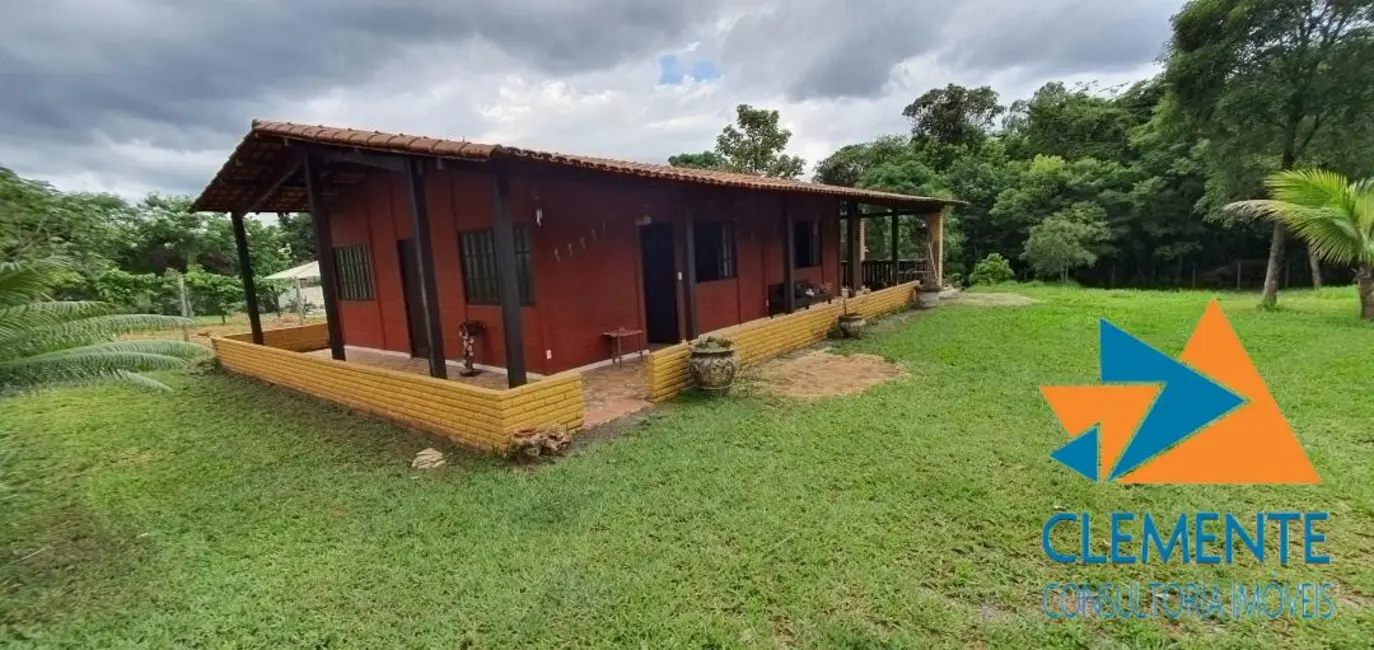Casa de Condomínio com 3 quartos à venda, 150m2 em Jaboticatubas - MG - imagem 2 Foto 2 de Casa de Condomínio com 3 quartos à venda, 150m2 em Jaboticatubas - MG