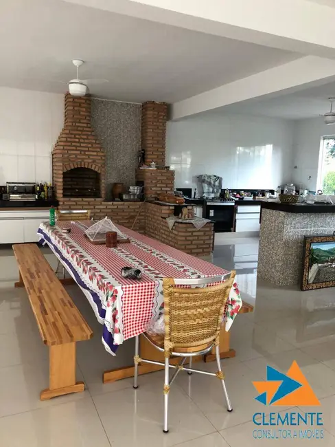 Foto 2 de Casa de Condomínio com 4 quartos à venda, 400m2 em Jaboticatubas - MG