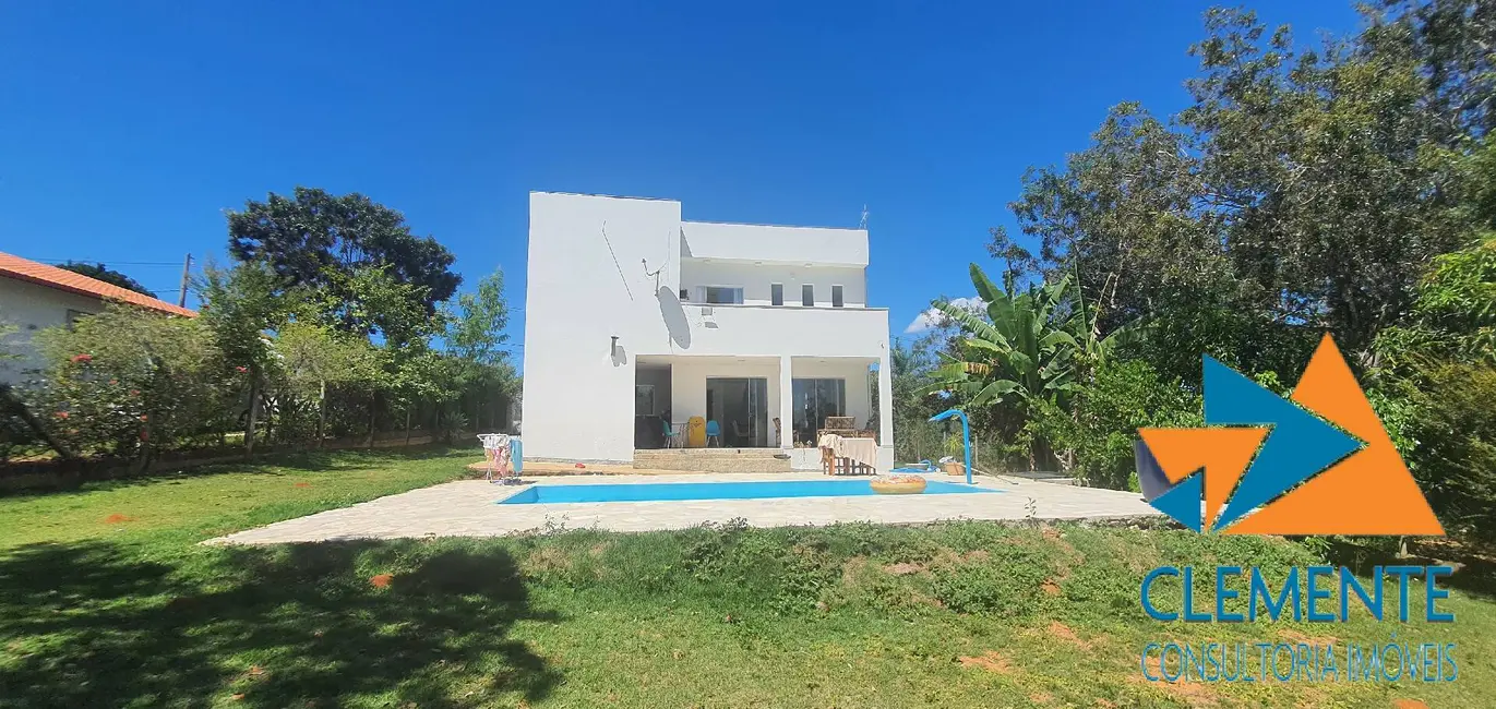 Foto 1 de Casa de Condomínio com 3 quartos à venda, 200m2 em Jaboticatubas - MG