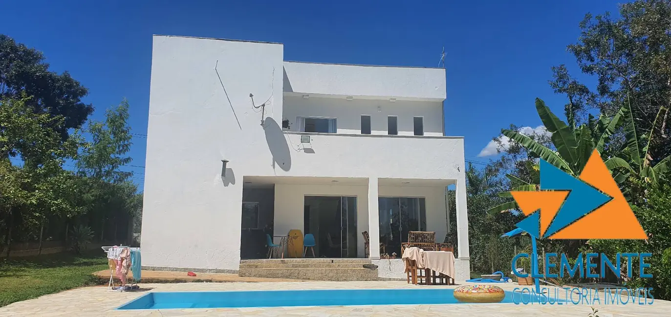 Casa de Condomínio com 3 quartos à venda, 200m2 em Jaboticatubas - MG - imagem 5 Foto 5 de Casa de Condomínio com 3 quartos à venda, 200m2 em Jaboticatubas - MG