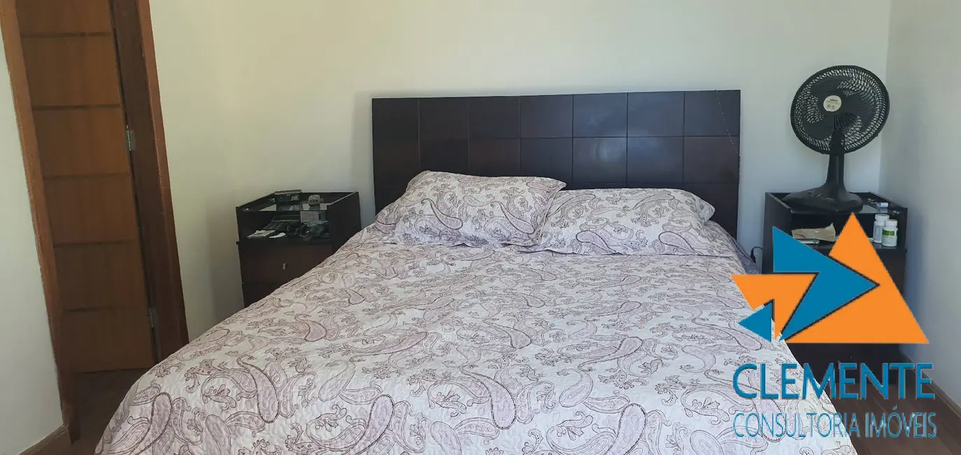 Foto 8 de Casa de Condomínio com 4 quartos à venda, 250m2 em Jaboticatubas - MG