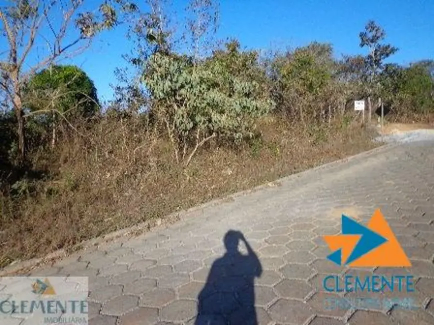 Foto 1 de Terreno / Lote à venda, 1000m2 em Lagoa Santa - MG