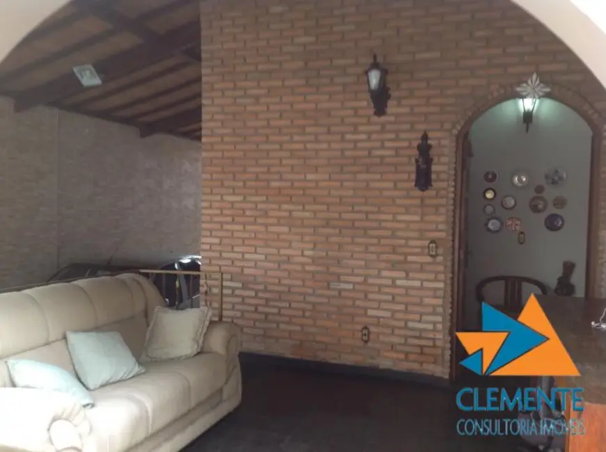 Casa com 7 quartos à venda, 350m2 em Ouro Preto, Belo Horizonte - MG - imagem 8 Foto 8 de Casa com 7 quartos à venda, 350m2 em Ouro Preto, Belo Horizonte - MG