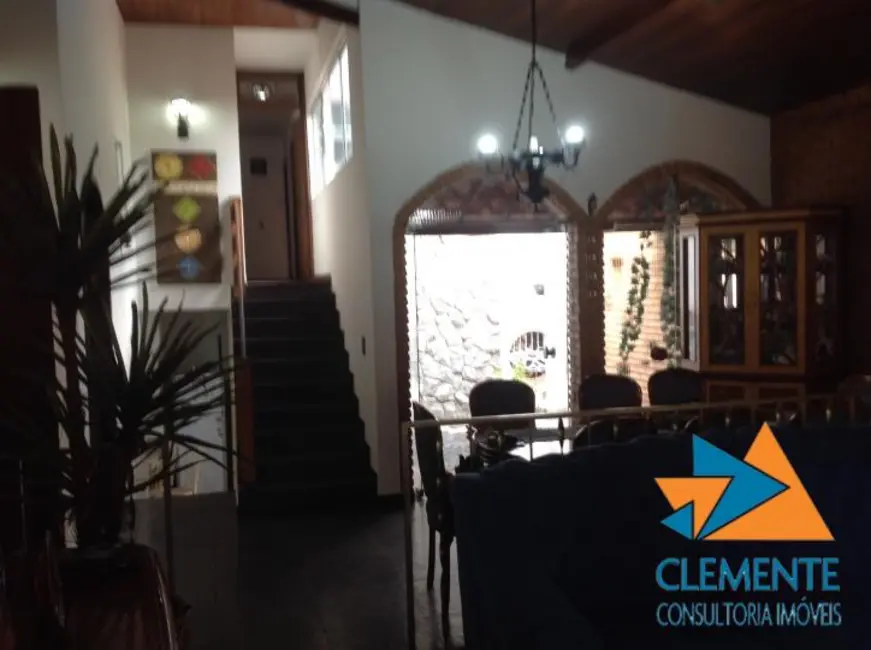 Casa com 7 quartos à venda, 350m2 em Ouro Preto, Belo Horizonte - MG - imagem 9 Foto 9 de Casa com 7 quartos à venda, 350m2 em Ouro Preto, Belo Horizonte - MG