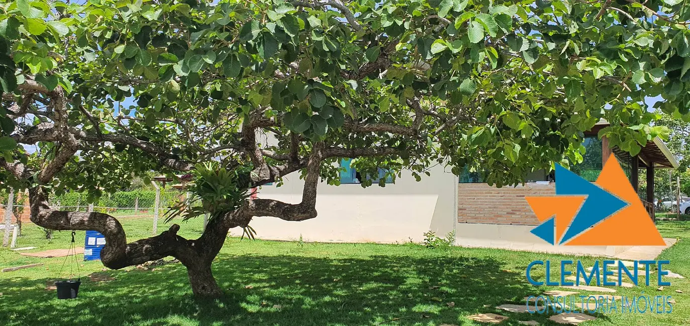 Casa de Condomínio com 5 quartos à venda, 200m2 em Jaboticatubas - MG - imagem 1 Foto 1 de Casa de Condomínio com 5 quartos à venda, 200m2 em Jaboticatubas - MG