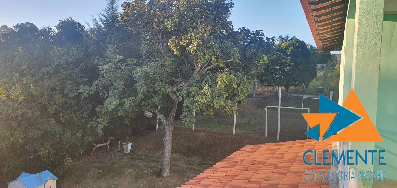 Foto 3 de Casa com 6 quartos à venda, 300m2 em Jaboticatubas - MG