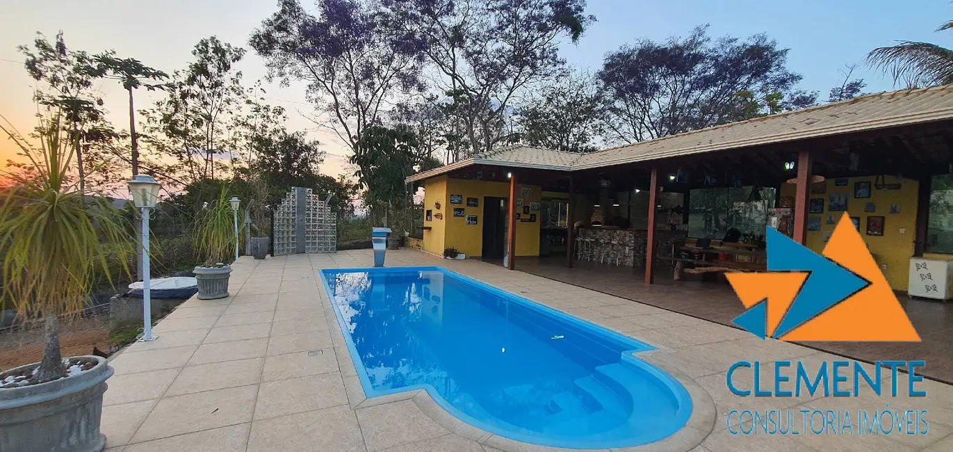 Casa de Condomínio com 6 quartos à venda, 350m2 em Jaboticatubas - MG - imagem 5 Foto 5 de Casa de Condomínio com 6 quartos à venda, 350m2 em Jaboticatubas - MG