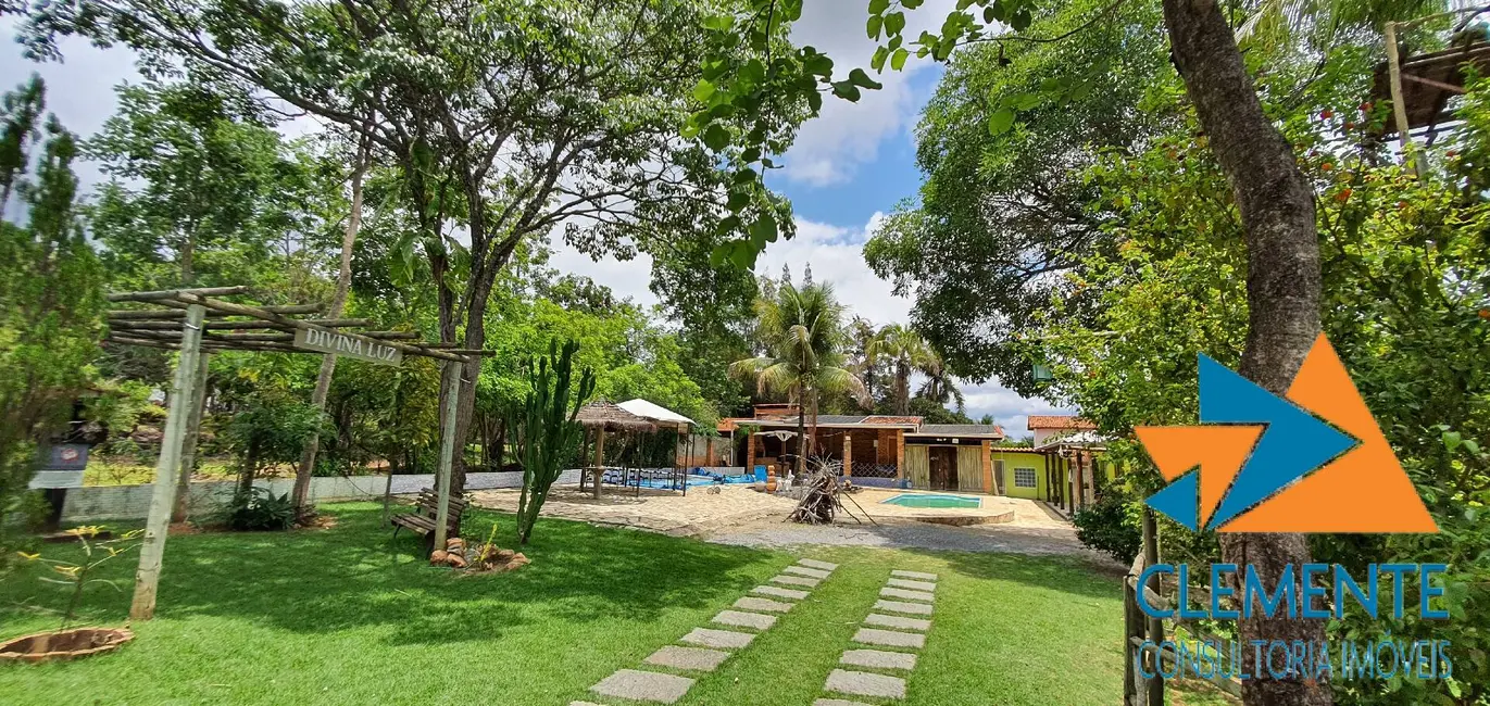 Foto 2 de Casa de Condomínio com 3 quartos à venda, 250m2 em Jaboticatubas - MG