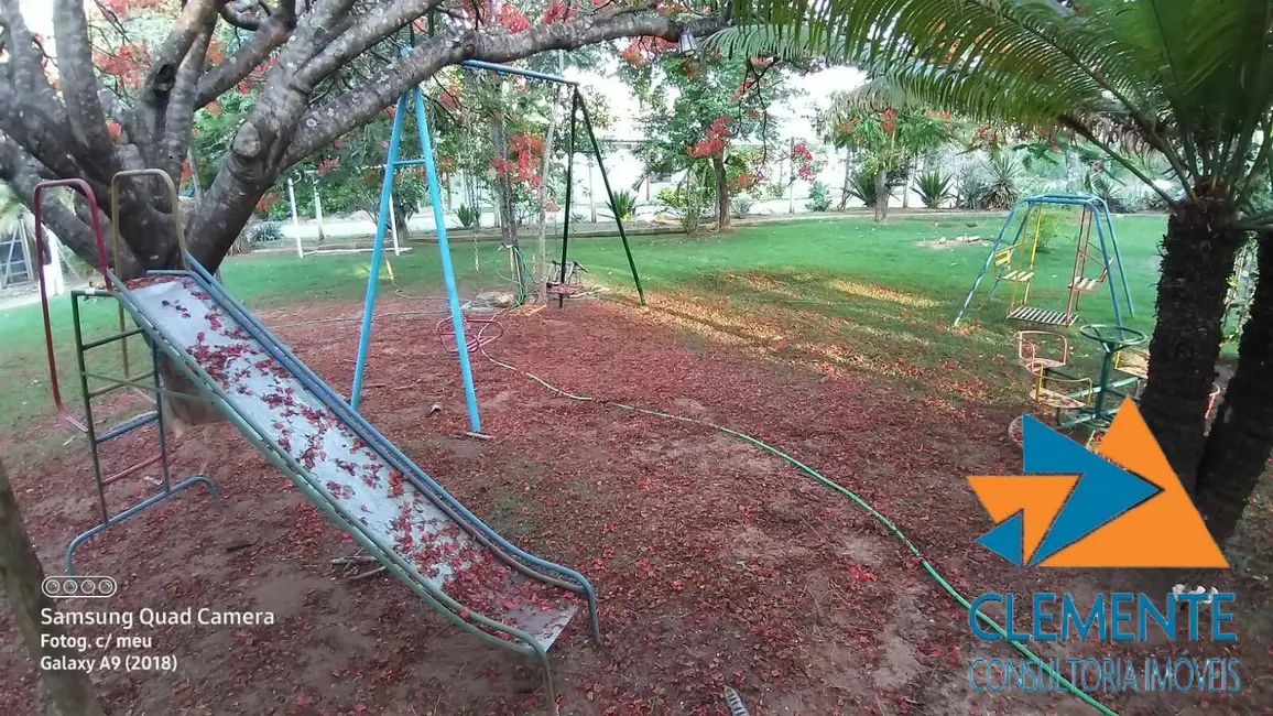 Foto 3 de Casa de Condomínio com 3 quartos à venda, 250m2 em Jaboticatubas - MG