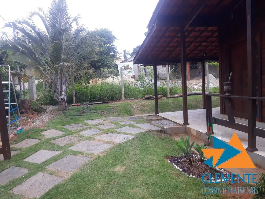 Foto 2 de Casa de Condomínio com 5 quartos à venda, 250m2 em Jaboticatubas - MG