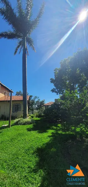 Foto 1 de Casa de Condomínio com 4 quartos à venda, 250m2 em Condomínio Vale do Ouro, Ribeirao Das Neves - MG