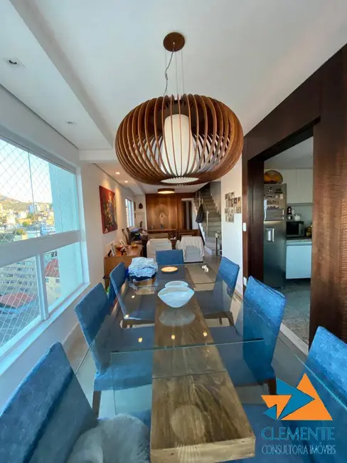 Apartamento com 3 quartos à venda, 213m2 em Santo Antônio, Belo Horizonte - MG - imagem 3 Foto 3 de Apartamento com 3 quartos à venda, 213m2 em Santo Antônio, Belo Horizonte - MG