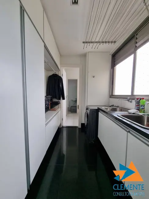 Foto 9 de Apartamento com 3 quartos à venda, 181m2 em Belvedere, Belo Horizonte - MG