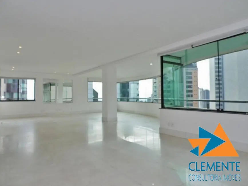 Apartamento com 4 quartos à venda e para alugar, 205m2 em Belvedere, Belo Horizonte - MG - imagem 6 Foto 6 de Apartamento com 4 quartos à venda e para alugar, 205m2 em Belvedere, Belo Horizonte - MG