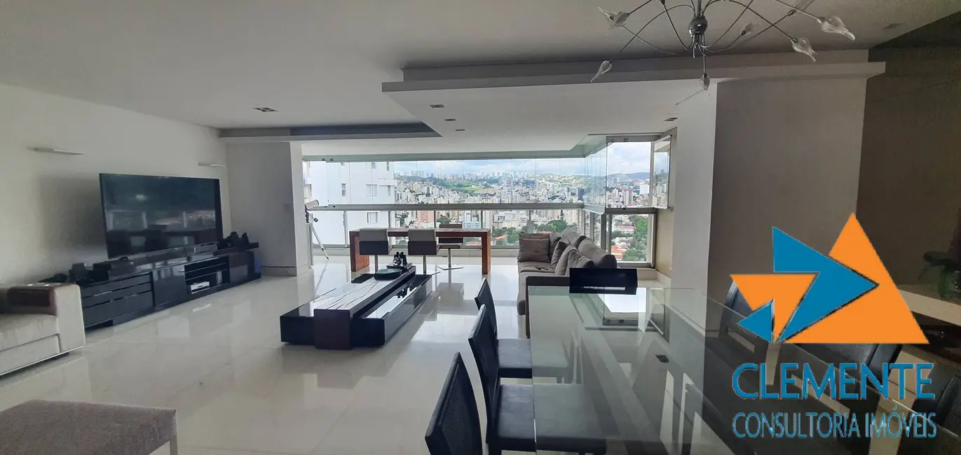 Apartamento com 4 quartos à venda, 204m2 em Santo Agostinho, Belo Horizonte - MG - imagem 2 Foto 2 de Apartamento com 4 quartos à venda, 204m2 em Santo Agostinho, Belo Horizonte - MG