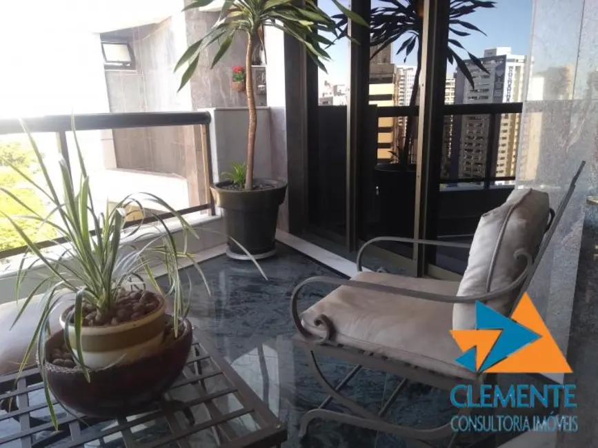 Apartamento com 4 quartos à venda, 300m2 em Savassi, Belo Horizonte - MG - imagem 7 Foto 7 de Apartamento com 4 quartos à venda, 300m2 em Savassi, Belo Horizonte - MG