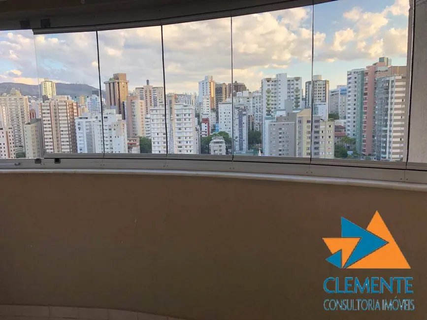 Apartamento com 2 quartos à venda, 68m2 em Funcionários, Belo Horizonte - MG - imagem 8 Foto 8 de Apartamento com 2 quartos à venda, 68m2 em Funcionários, Belo Horizonte - MG