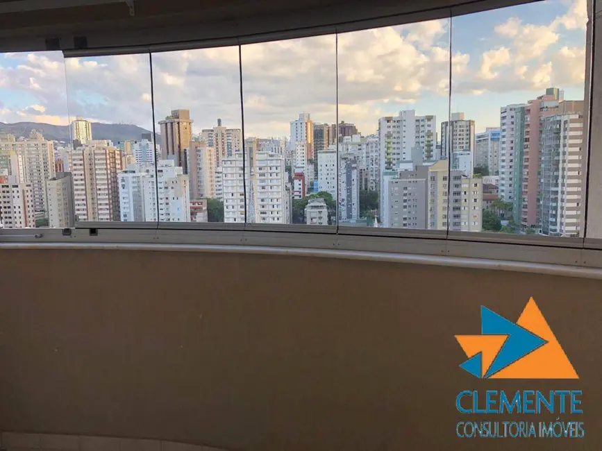 Apartamento com 2 quartos à venda, 68m2 em Funcionários, Belo Horizonte - MG - imagem 4 Foto 4 de Apartamento com 2 quartos à venda, 68m2 em Funcionários, Belo Horizonte - MG
