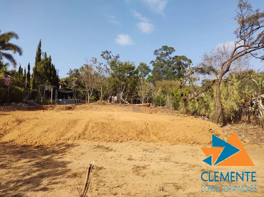 Foto 7 de Terreno / Lote à venda, 1000m2 em Jaboticatubas - MG