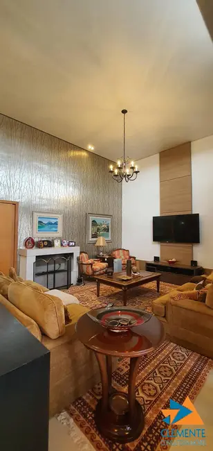 Foto 2 de Casa de Condomínio com 4 quartos à venda, 350m2 em Nova Lima - MG