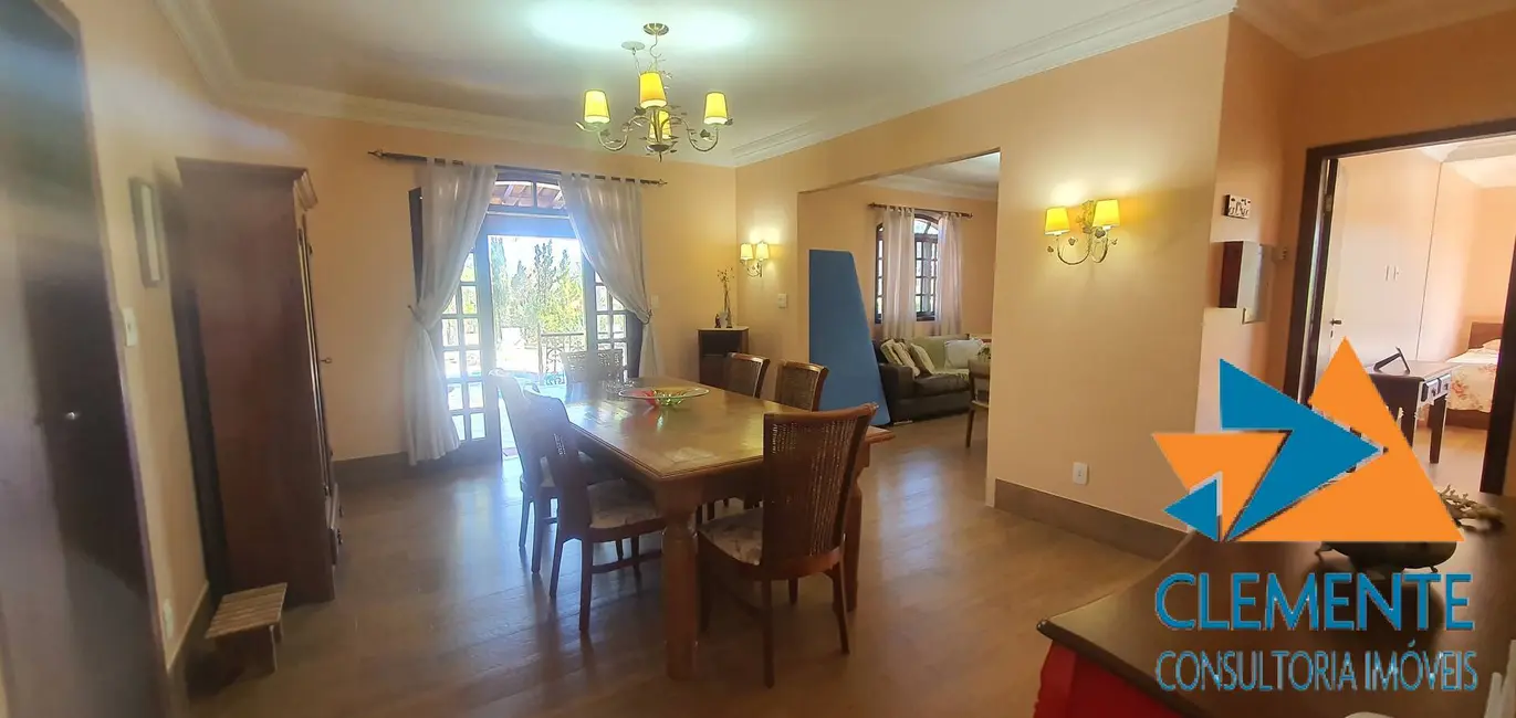 Casa de Condomínio com 3 quartos à venda, 310m2 em Jaboticatubas - MG - imagem 9 Foto 9 de Casa de Condomínio com 3 quartos à venda, 310m2 em Jaboticatubas - MG