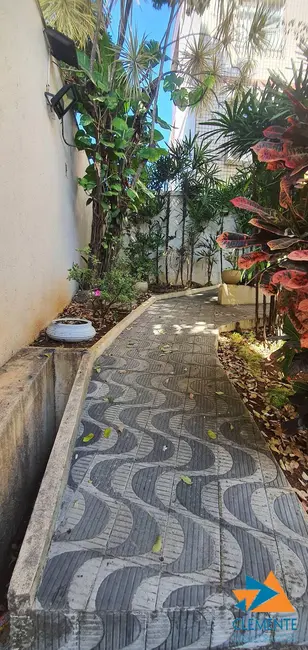 Casa com 4 quartos à venda, 320m2 em Santa Rosa, Belo Horizonte - MG - imagem 4 Foto 4 de Casa com 4 quartos à venda, 320m2 em Santa Rosa, Belo Horizonte - MG