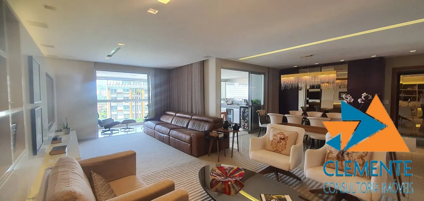 Apartamento com 4 quartos à venda, 198m2 em Santo Agostinho, Belo Horizonte - MG - imagem 4 Foto 4 de Apartamento com 4 quartos à venda, 198m2 em Santo Agostinho, Belo Horizonte - MG