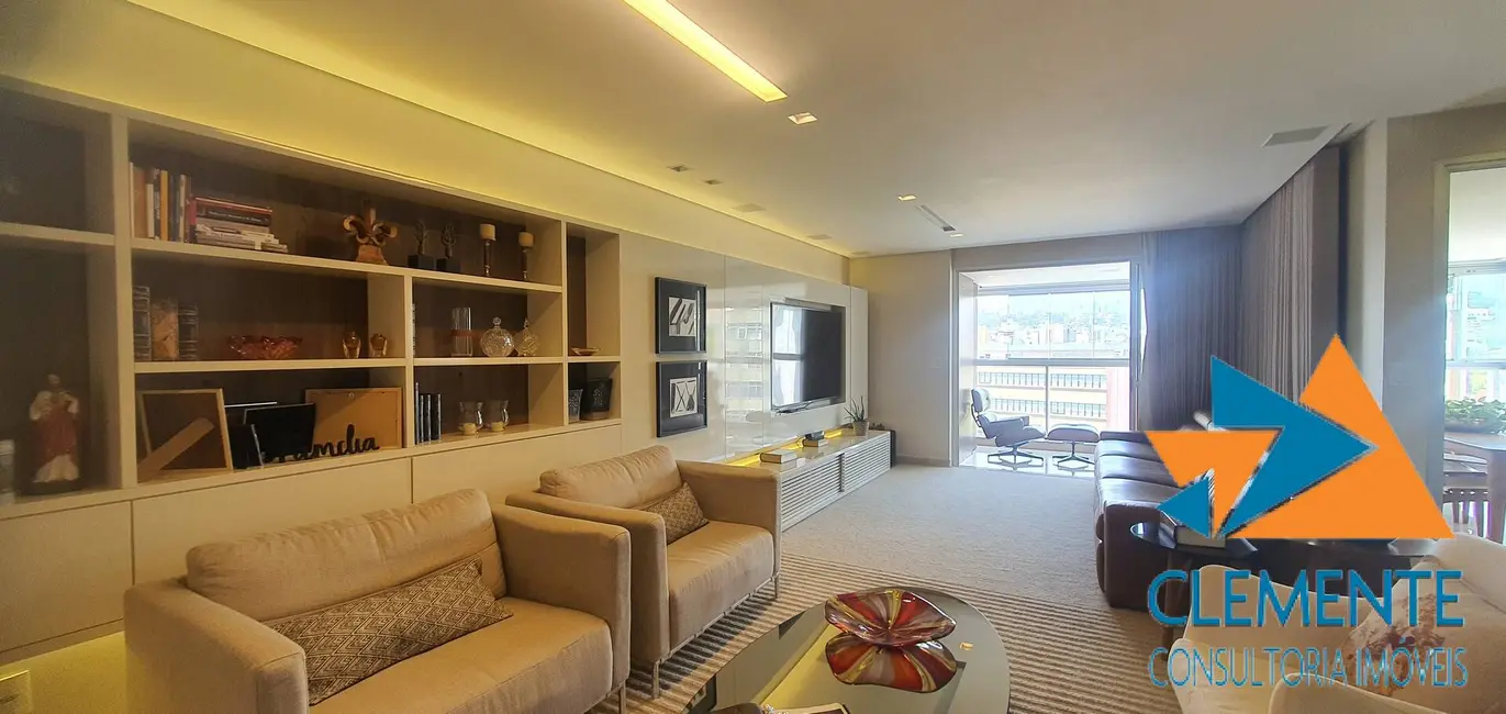 Apartamento com 4 quartos à venda, 198m2 em Santo Agostinho, Belo Horizonte - MG - imagem 6 Foto 6 de Apartamento com 4 quartos à venda, 198m2 em Santo Agostinho, Belo Horizonte - MG