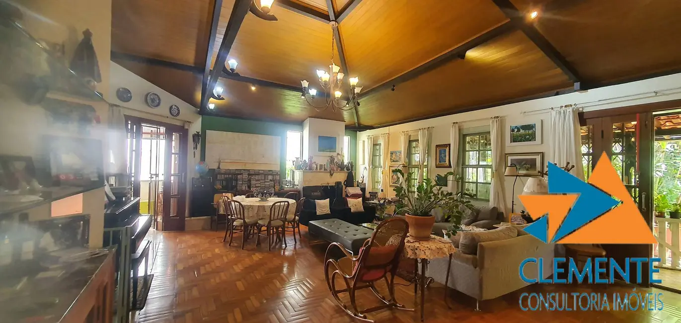 Casa de Condomínio com 3 quartos à venda, 300m2 em Ville de Montagne, Nova Lima - MG - imagem 4 Foto 4 de Casa de Condomínio com 3 quartos à venda, 300m2 em Ville de Montagne, Nova Lima - MG