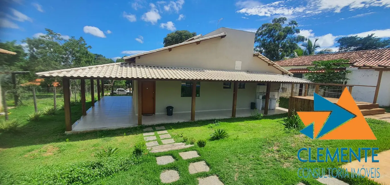 Foto 2 de Casa de Condomínio com 3 quartos à venda, 200m2 em Jaboticatubas - MG