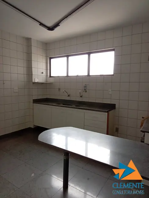 Apartamento com 3 quartos à venda, 200m2 em Gutierrez, Belo Horizonte - MG - imagem 4 Foto 4 de Apartamento com 3 quartos à venda, 200m2 em Gutierrez, Belo Horizonte - MG