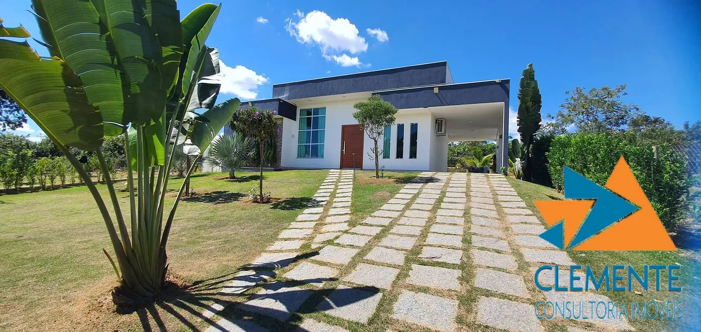 Foto 1 de Casa de Condomínio com 4 quartos à venda, 232m2 em Lagoa Santa - MG