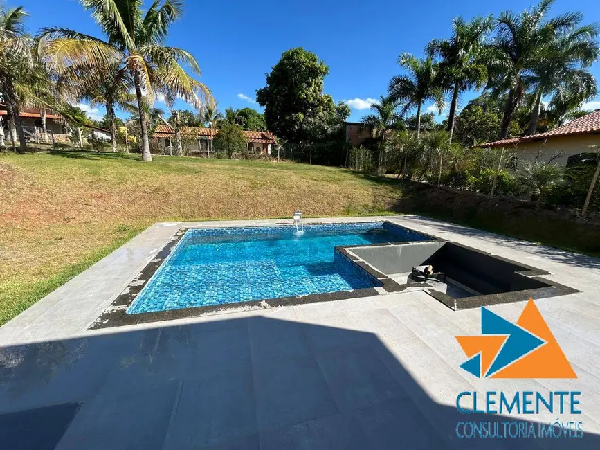 Foto 3 de Casa de Condomínio com 3 quartos à venda, 260m2 em Jaboticatubas - MG