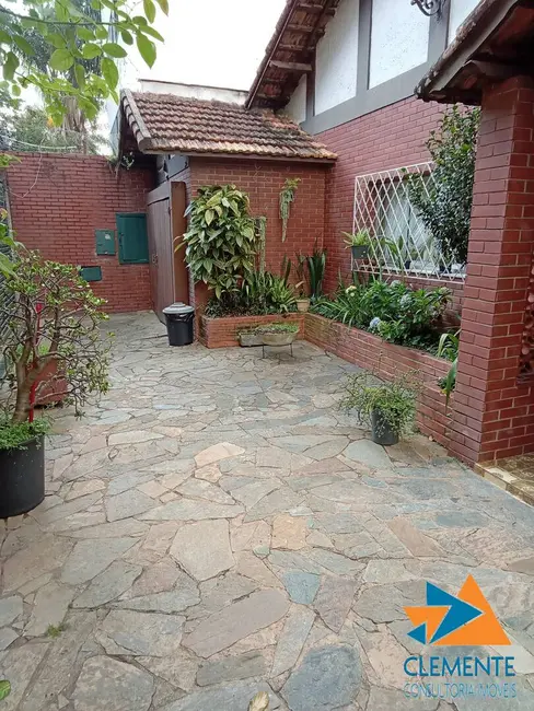 Foto 2 de Casa com 6 quartos à venda, 310m2 em Sion, Belo Horizonte - MG