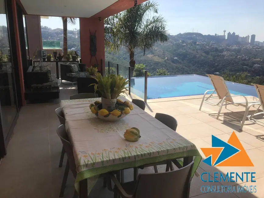 Casa de Condomínio com 5 quartos à venda, 440m2 em Vila Alpina, Nova Lima - MG - imagem 3 Foto 3 de Casa de Condomínio com 5 quartos à venda, 440m2 em Vila Alpina, Nova Lima - MG