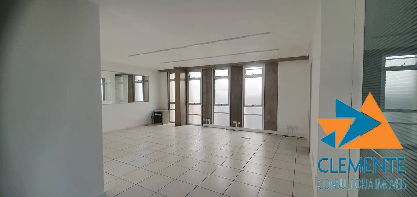 Sala Comercial à venda, 227m2 em Funcionários, Belo Horizonte - MG - imagem 8 Foto 8 de Sala Comercial à venda, 227m2 em Funcionários, Belo Horizonte - MG