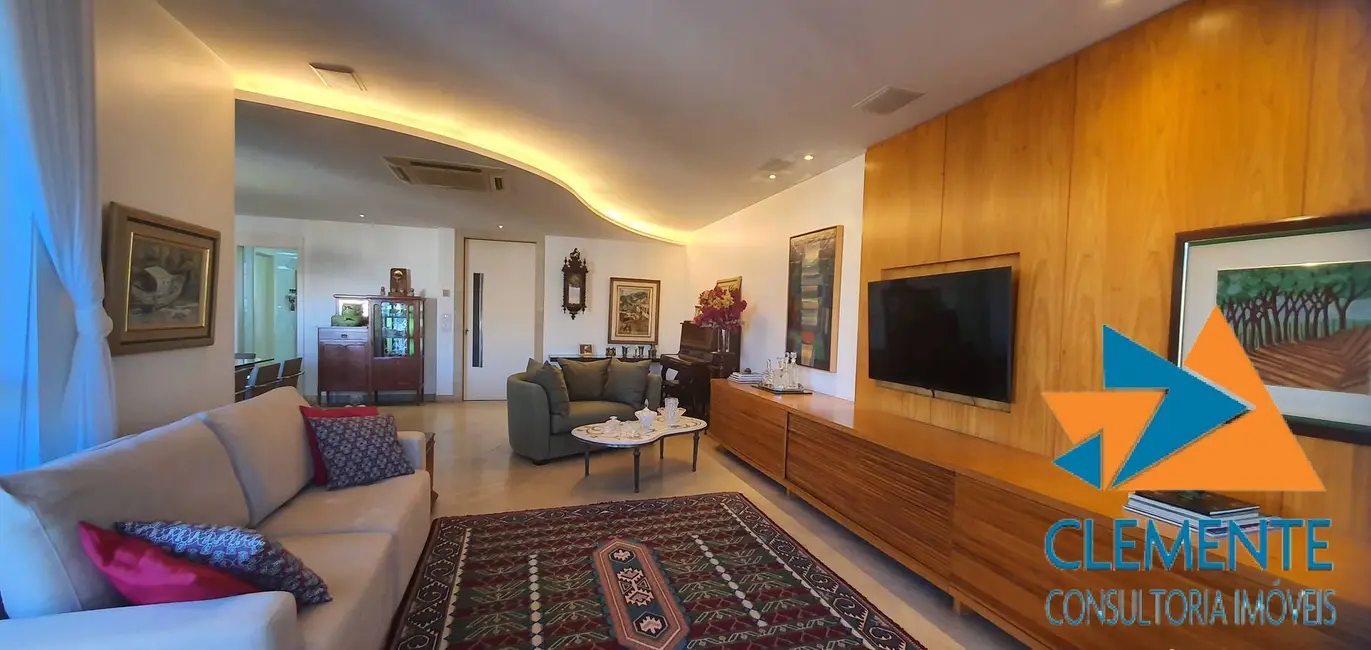 Apartamento com 4 quartos à venda, 209m2 em Lourdes, Belo Horizonte - MG - imagem 9 Foto 9 de Apartamento com 4 quartos à venda, 209m2 em Lourdes, Belo Horizonte - MG