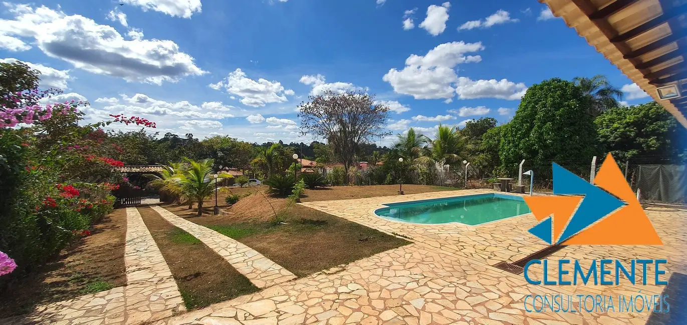 Casa de Condomínio com 3 quartos à venda, 200m2 em Jaboticatubas - MG - imagem 3 Foto 3 de Casa de Condomínio com 3 quartos à venda, 200m2 em Jaboticatubas - MG