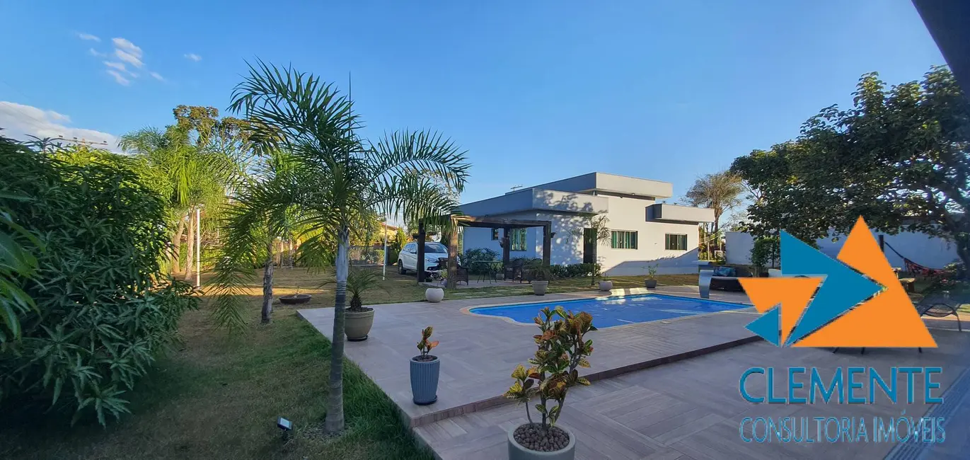 Foto 4 de Casa com 3 quartos à venda, 200m2 em Jaboticatubas - MG