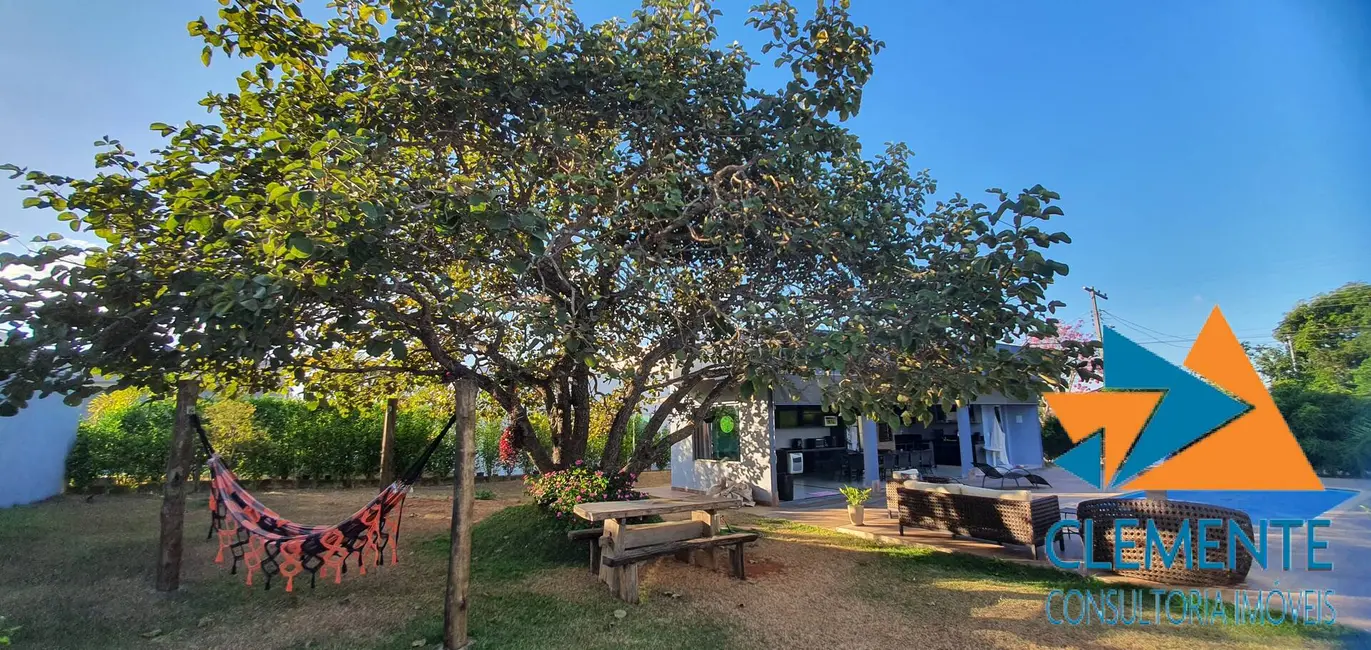 Foto 6 de Casa com 3 quartos à venda, 200m2 em Jaboticatubas - MG