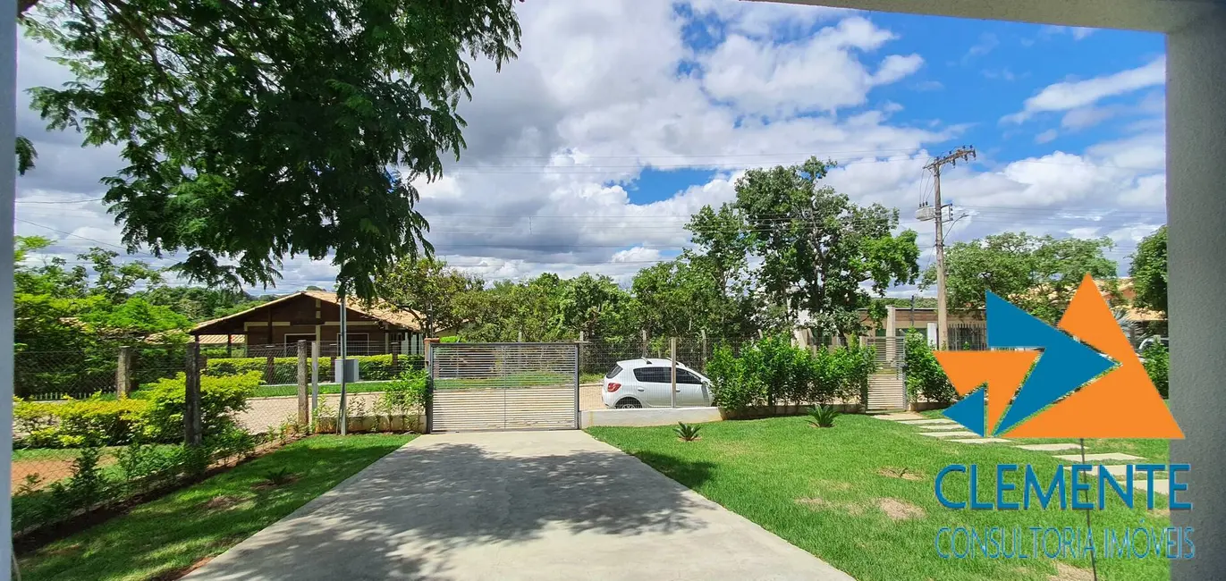 Foto 3 de Casa de Condomínio com 4 quartos à venda, 170m2 em Jaboticatubas - MG