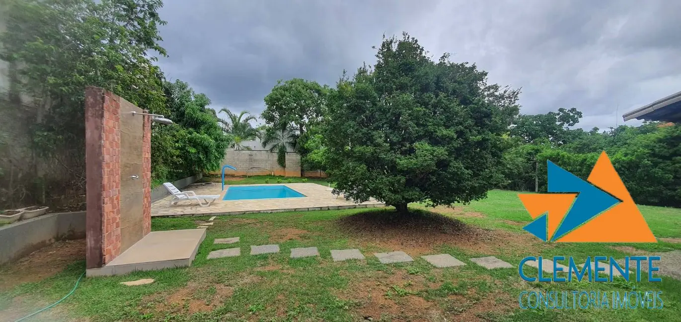 Foto 2 de Casa de Condomínio com 3 quartos à venda, 170m2 em Jaboticatubas - MG