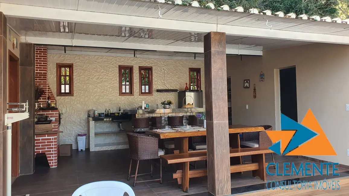 Foto 6 de Casa de Condomínio com 4 quartos à venda, 200m2 em Jaboticatubas - MG