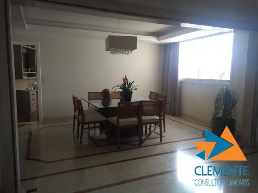 Apartamento com 4 quartos à venda, 228m2 em Santo Agostinho, Belo Horizonte - MG - imagem 3 Foto 3 de Apartamento com 4 quartos à venda, 228m2 em Santo Agostinho, Belo Horizonte - MG