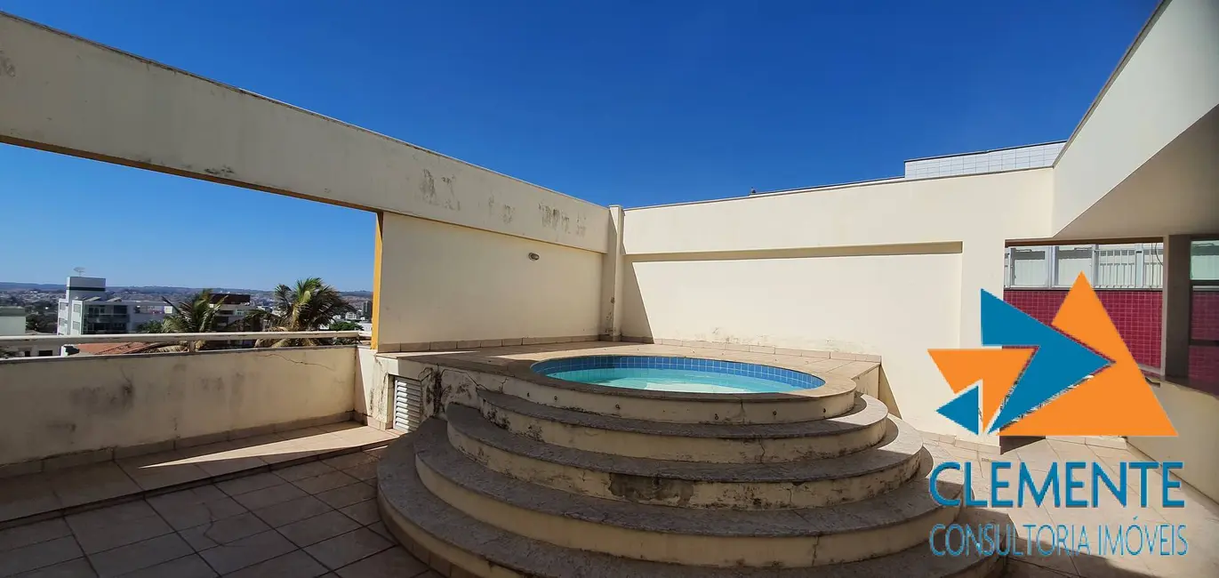 Foto 2 de Apartamento com 3 quartos à venda, 99m2 em Jardim Cambuí, Sete Lagoas - MG