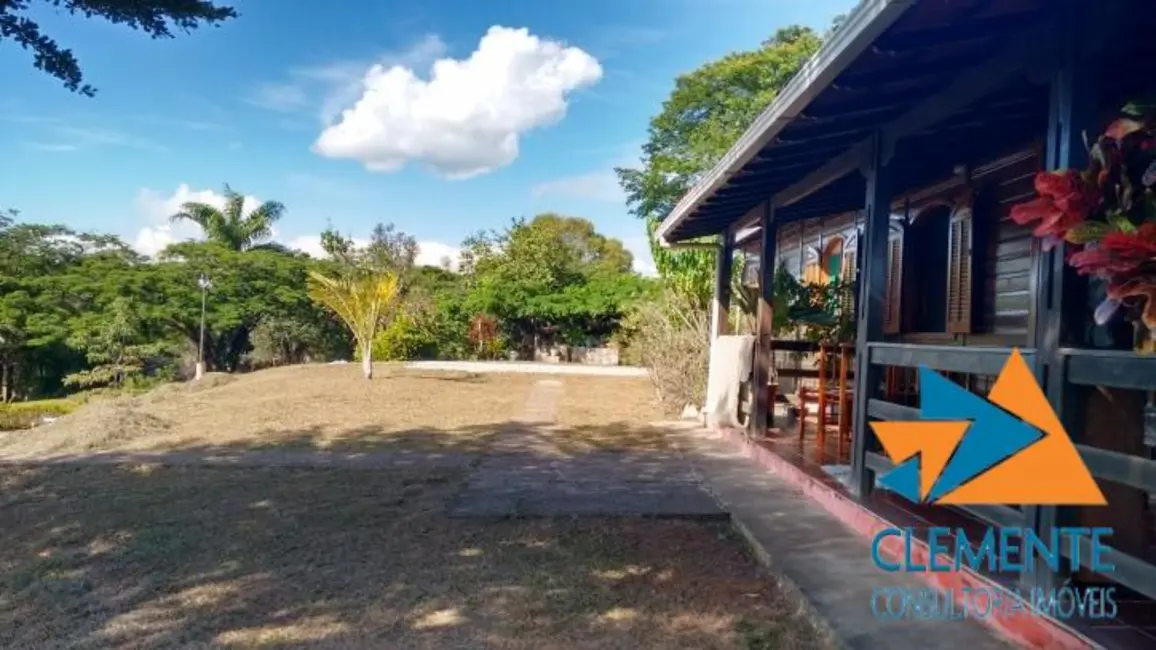 Foto 5 de Sítio / Rancho com 4 quartos à venda, 180m2 em Bonanza, Santa Luzia - MG